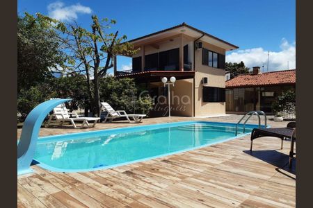 5_photo/95273b13b7.6e34117dad40dd08-ATLAS-263e00b9-43c5-4994-8d14-e9971fcd3efa.jpg de casa para alugar com 4 quartos, 380m² em Campeche, Florianópolis