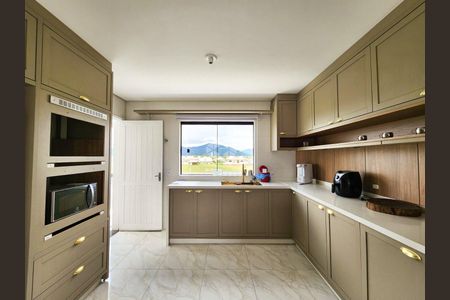 11_photo/95273b13bd.68cad92c236d4bf3-ATLAS-9bfeae5b-838b-4aa1-b6ea-59a76a231988.jpg de apartamento à venda com 3 quartos, 130m² em Campeche Central, Florianópolis