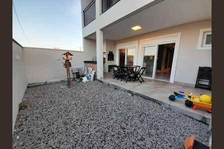 8_photo/95273b13e3.59b9fa3339c8dcb8-ATLAS-b4f9dc2a-5b31-4609-8c50-d8fbaeb0582c.jpg de casa à venda com 3 quartos, 138m² em Campeche Central, Florianópolis