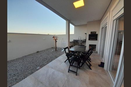 10_photo/95273b13e3.59b9fa3339c8dcb8-ATLAS-f7dcdfd4-39a9-4265-8a4a-e9cf7d455394.jpg de casa à venda com 3 quartos, 138m² em Campeche Central, Florianópolis