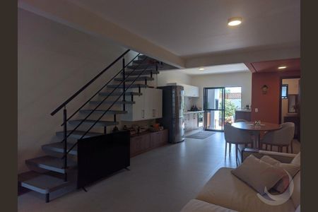 3_photo/95273b1401.7ef7b870091e05c5-ATLAS-68c311ef-c5aa-41c8-a0c8-3d9f53484374.jpg de casa à venda com 3 quartos, 124m² em Campeche Central, Florianópolis