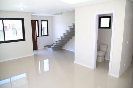 5_photo/95273b1493.9db77258006476f5-ATLAS-8129f35a-86a4-4cd5-8a6b-90fc84459bad.jpg de casa à venda com 3 quartos, 142m² em Campeche Central, Florianópolis