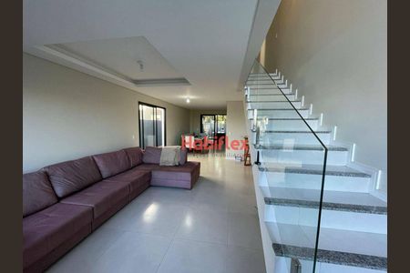 10_photo/95273b14c7.0c5fd0af79ef6113-ATLAS-587940bd-1bf9-4be3-936b-41c8bdabce82.jpg de casa à venda com 3 quartos, 139m² em Campeche Central, Florianópolis