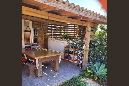 10_photo/95273b1635.cb4a3f4e1d4d223a-ATLAS-e224570f-0fb1-4049-a051-a01975558ea1.jpg de casa à venda com 2 quartos, 100m² em Autódromo, Florianópolis