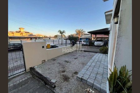 3_photo/95273b178f.737243da5683c831-ATLAS-e4c3ee55-3770-4ef4-8467-a9d9fe3ceae4.jpg de casa à venda com 3 quartos, 120m² em Autódromo, Florianópolis