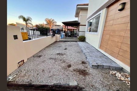 23_photo/95273b1791.1bb529b01f5e602e-ATLAS-342fe2e1-0b2b-4613-a2b9-3d87d61cb46b.jpg de casa à venda com 3 quartos, 120m² em Autódromo, Florianópolis