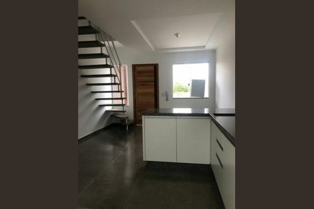 6_photo/95273b17dd.22d99d281daac78a-ATLAS-d2706b40-dfe0-4279-a6b3-98d0bd0be475.jpg de casa para alugar com 2 quartos, 55m² em Autódromo, Florianópolis