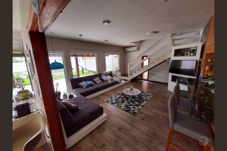 5_photo/95273b17f3.49e5f4e107e90c19-ATLAS-2ada4bf0-4680-4bec-8078-42ad427170ec.jpg de casa à venda com 2 quartos, 190m² em Autódromo, Florianópolis