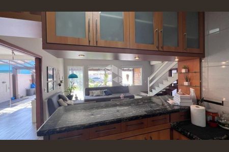 12_photo/95273b17f3.49e5f4e107e90c19-ATLAS-6e672abf-acd3-4a53-a34b-6275d9e5dd5e.jpg de casa à venda com 2 quartos, 190m² em Autódromo, Florianópolis