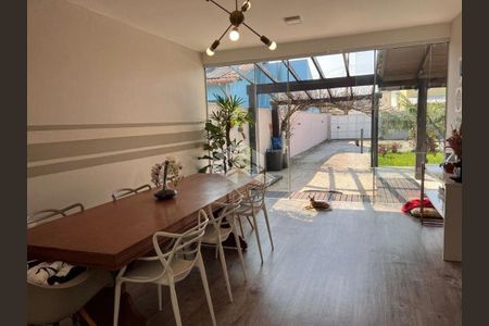 19_photo/95273b17f3.49e5f4e107e90c19-ATLAS-7db0d89b-ddce-4311-b79a-730fb6eb9f0c.jpg de casa à venda com 2 quartos, 190m² em Autódromo, Florianópolis