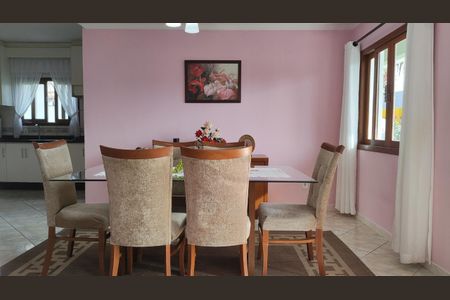 5_photo/95273b19d9.0176ad22bcbf6d3f-ATLAS-1bb8f962-6f1b-4966-9e1f-25f03861a2e6.jpg de casa à venda com 3 quartos, 228m² em Autódromo, Florianópolis