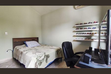 14_photo/95273b19d9.0176ad22bcbf6d3f-ATLAS-1c8a550c-94e3-4b2e-b69f-59d2000c96df.jpg de casa à venda com 3 quartos, 228m² em Autódromo, Florianópolis