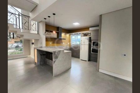 6_photo/95273b20f3.c3b9fb60c1df5c5a-ATLAS-06b9d094-4f8d-47d7-be8f-5d70dff7ffb2.jpg de casa à venda com 4 quartos, 286m² em Alto Ribeirão Leste, Florianópolis