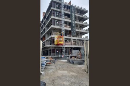 4_photo/95273b22fb.6bc2016a9dbd0274-ATLAS-7c7309de-b4aa-49d3-9fb1-08e196eae6cb.jpg de kitnet/studio à venda com 1 quarto, 35m² em Moenda, Florianópolis