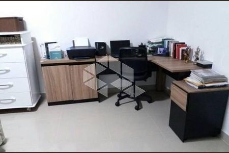 46_photo/95273b2763.0d38d50b15ed540b-ATLAS-6d7eecfd-46b9-4da9-bc48-c677a2e541a6.jpg de casa à venda com 10 quartos, 312m² em Alto Ribeirão Leste, Florianópolis