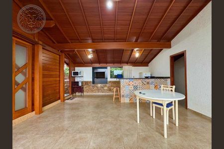 8_photo/95273b2d41.95bc2a4251ebce80-ATLAS-30d9f275-9445-462f-a4d3-10a0c855747b.jpg de casa para alugar com 3 quartos, 100m² em Morro das Pedras, Florianópolis