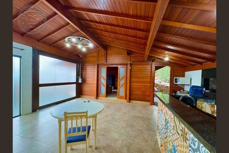 9_photo/95273b2d41.95bc2a4251ebce80-ATLAS-3c0c227d-96d6-4f0a-8273-849dbd7bf9ed.jpg de casa para alugar com 3 quartos, 100m² em Morro das Pedras, Florianópolis