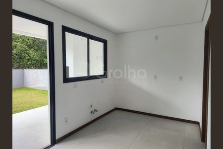 4_photo/95273b2dfb.6bc6d6e3d41508d6-ATLAS-aaa0e819-70e5-4376-83e8-ec98c26cfd87.jpg de casa à venda com 3 quartos, 165m² em Ribeirão da Ilha, Florianópolis