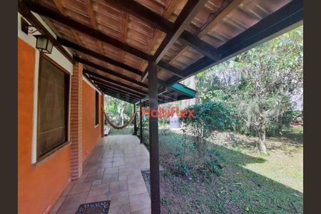 9_photo/95273b2e99.07fb07773285f6be-ATLAS-01919de1-e4d7-42ba-aa94-45a8eb50c819.jpg de casa à venda com 3 quartos, 140m² em Alto Ribeirão, Florianópolis