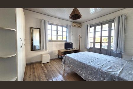 6_photo/95273b2f45.e968a236ebbcaf16-ATLAS-4d64a119-b124-418f-9b76-bc5fef6524db.jpg de casa à venda com 5 quartos, 200m² em Alto Ribeirão Leste, Florianópolis