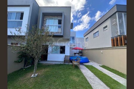 2_photo/95273b30a9.7b8bc6be06f0f13d-ATLAS-b02a75a8-f8a5-4161-a925-6fafa2f7a7ef.jpg de casa à venda com 4 quartos, 194m² em Armação, Florianópolis