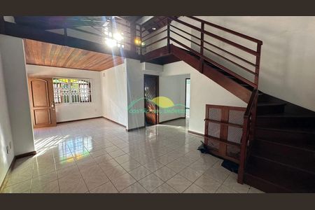 19_photo/95273b3133.b8ea18955eb34190-ATLAS-666da627-8792-4d63-b65b-ae2a88bd59fe.jpg de casa para alugar com 3 quartos, 240m² em Morro das Pedras, Florianópolis