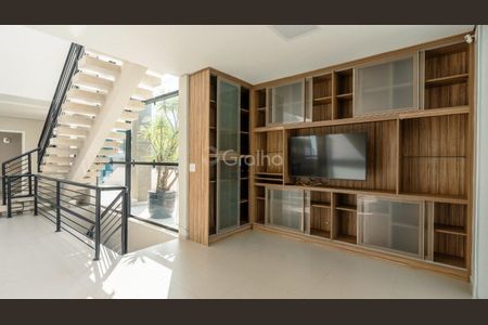 5_photo/95273b34b5.d0082307d5ebb9e3-ATLAS-cb15c3f0-cf4b-41e7-b405-8fe65d579f31.jpg de casa à venda com 5 quartos, 342m² em Morro das Pedras, Florianópolis