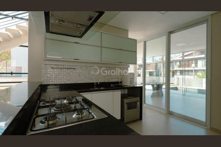 8_photo/95273b34b5.d0082307d5ebb9e3-ATLAS-dfae0fb2-4e7a-411a-8ba8-8071d137b775.jpg de casa à venda com 5 quartos, 342m² em Morro das Pedras, Florianópolis