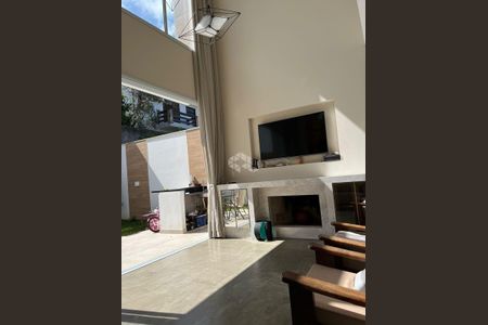 12_photo/95273b350b.de4b954bf88b56f5-ATLAS-179330b9-c1b7-4e28-8749-bb5e70dab2ff.jpg de casa à venda com 4 quartos, 163m² em Campeche, Florianópolis