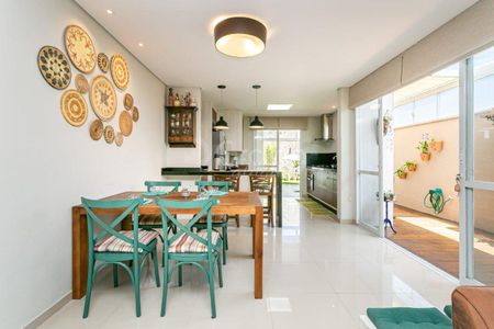 6_photo/95273b35b9.4bd2615f33144f40-ATLAS-353a2f28-fe93-4151-91d4-e1cef43b2e16.jpg de casa para alugar com 3 quartos, 117m² em Armação, Florianópolis