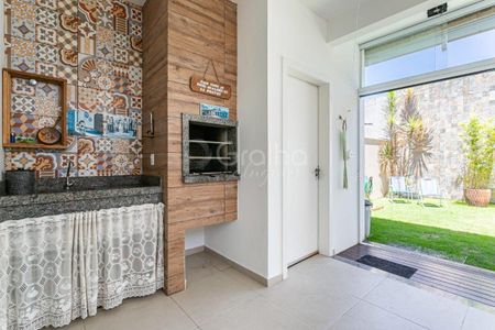 17_photo/95273b35b9.4bd2615f33144f40-ATLAS-d38afc79-3be3-4a67-a20b-9559b6440cde.jpg de casa para alugar com 3 quartos, 117m² em Armação, Florianópolis