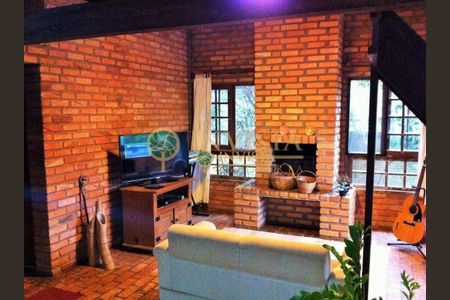 2_photo/95273b3813.64755f46568ebc2b-ATLAS-36b01720-65ee-40a3-ae7b-6b964cda9be3.jpg de casa à venda com 4 quartos, 220m² em Campeche, Florianópolis