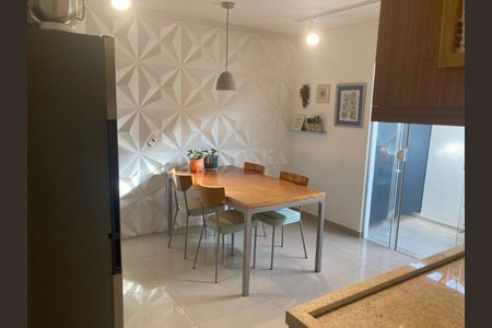 11_photo/95273b39d5.9a92fbe0b631876c-ATLAS-7d722674-1288-4fb0-bad5-c8e7a41edbfc.jpg de apartamento à venda com 2 quartos, 63m² em Campeche, Florianópolis
