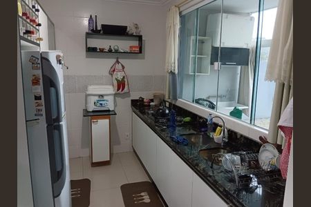 4_photo/95273b3cc7.4bd2615f33144f40-ATLAS-40fdc2ae-409a-4ae1-a1a2-5d38bd33fcb0.jpg de casa à venda com 3 quartos, 100m² em Moenda, Florianópolis