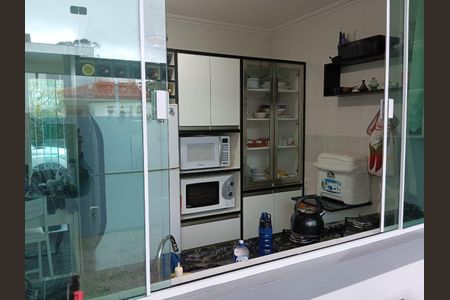 4_photo/95273b3cc7.4bd2615f33144f40-ATLAS-ecada91f-b809-461e-99f9-555b5e7fb6da.jpg de casa à venda com 3 quartos, 100m² em Moenda, Florianópolis