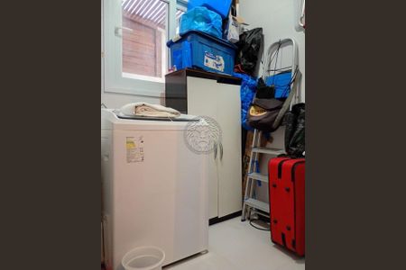 47_photo/95273b3ccf.6ba4ef9df26df2e3-ATLAS-92c7bd03-62bf-474e-beab-2b34afe1b6d2.jpg de casa à venda com 3 quartos, 133m² em Moenda, Florianópolis