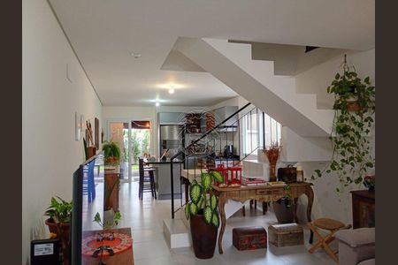 9_photo/95273b3ccf.6ba4ef9df26df2e3-ATLAS-c45af488-38d7-402a-92b3-dbb1c33d9bf9.jpg de casa à venda com 3 quartos, 133m² em Moenda, Florianópolis