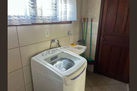 17_photo/95273b3cdb.fbcd7a2e7ac63d93-ATLAS-3b116784-ee00-476e-8c0e-c5b85cccdae3.jpg de casa à venda com 3 quartos, 113m² em Moenda, Florianópolis