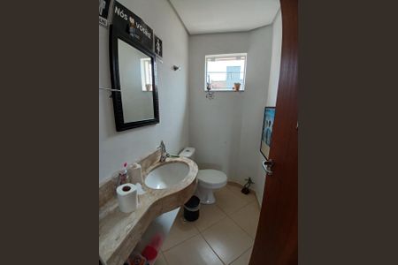 8_photo/95273b3ceb.7b14635dc7f45449-ATLAS-c679523a-2b7d-45df-941e-d70cfc83986e.jpg de casa à venda com 3 quartos, 140m² em Moenda, Florianópolis