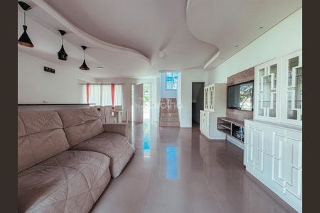 6_photo/95273b3d1f.f469cfda097b0aa9-ATLAS-63a70530-600d-4c7c-ad98-61e2bf7564d1.jpg de casa à venda com 3 quartos, 247m² em Moenda, Florianópolis