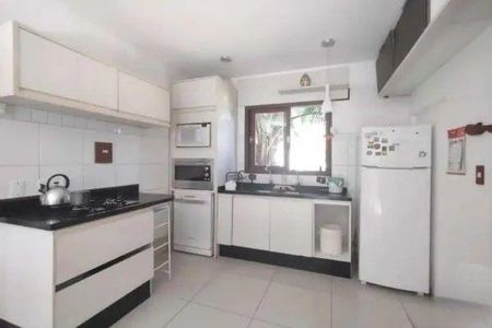 17_photo/95273b3ea3.891e03bf67889dd5-ATLAS-f4c5ee09-193b-40fc-abd3-e8f79757fdf4.jpg de casa à venda com 5 quartos, 350m² em Campeche, Florianópolis