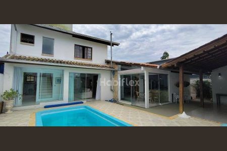 23_photo/95273b3eb5.80a7f3f1b00bd23a-ATLAS-50c093a1-7b30-4feb-aea1-78561b15f1de.jpg de casa à venda com 4 quartos, 231m² em Campeche, Florianópolis
