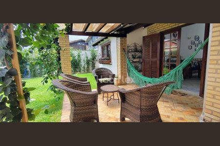 6_photo/95273b3eb5.80a7f3f1b00bd23a-ATLAS-9c0f2902-cb73-4663-a245-a2aa2241f539.jpg de casa à venda com 4 quartos, 231m² em Campeche, Florianópolis