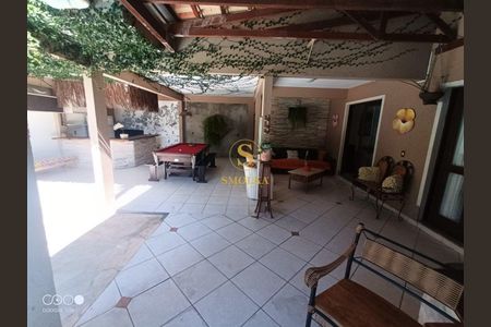 6_photo/95273b3ebd.088740a96a860cc5-ATLAS-dbd2ab11-d0f1-4086-9cca-df9dcd53ecdb.jpg de casa à venda com 6 quartos, 380m² em Campeche, Florianópolis