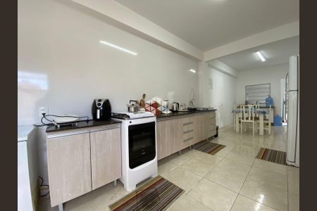36_photo/95273b3f31.a824f5d462c04ebd-ATLAS-685b2547-32d3-43a3-a38e-97232ebd6280.jpg de casa à venda com 4 quartos, 215m² em Campeche, Florianópolis