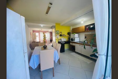 4_photo/95273b4191.131c711fc740dfc3-ATLAS-d26ac1d6-ce4f-4974-a701-5ff45cf61a17.jpg de casa à venda com 2 quartos, 85m² em Campeche Leste, Florianópolis