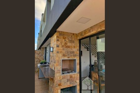 4_photo/95273b43f9.c34ea90654f680b9-ATLAS-a1a36e1e-e5c9-4e98-b9ac-e2ac55c45b16.jpg de casa à venda com 3 quartos, 123m² em Campeche Leste, Florianópolis