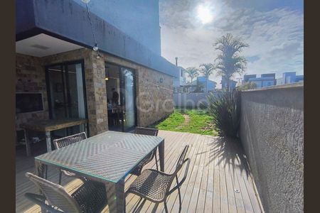 23_photo/95273b4409.6fe88814f58c8792-ATLAS-63532dd9-74a3-4b28-b3f2-9dfe0f52182b.jpg de casa à venda com 3 quartos, 122m² em Campeche Leste, Florianópolis