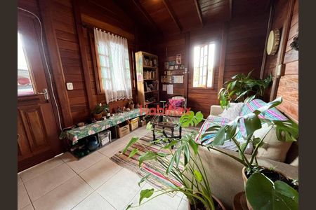 10_photo/95273b44b3.afd72e55bd2e2030-ATLAS-17ca179d-7845-4b69-8de5-5c1fa0bb397a.jpg de casa à venda com 4 quartos, 280m² em Campeche Leste, Florianópolis