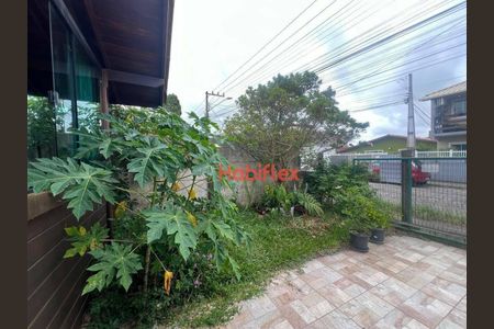 3_photo/95273b44b3.afd72e55bd2e2030-ATLAS-8e90eef9-b4e9-49cc-bad0-cca37545333a.jpg de casa à venda com 4 quartos, 280m² em Campeche Leste, Florianópolis